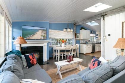 Ventura Beach Oasis Cottage