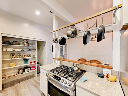 1031 Bangor Lane Bungalow - image 2