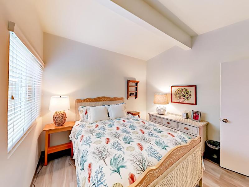 1031 Bangor Lane Bungalow - image 6