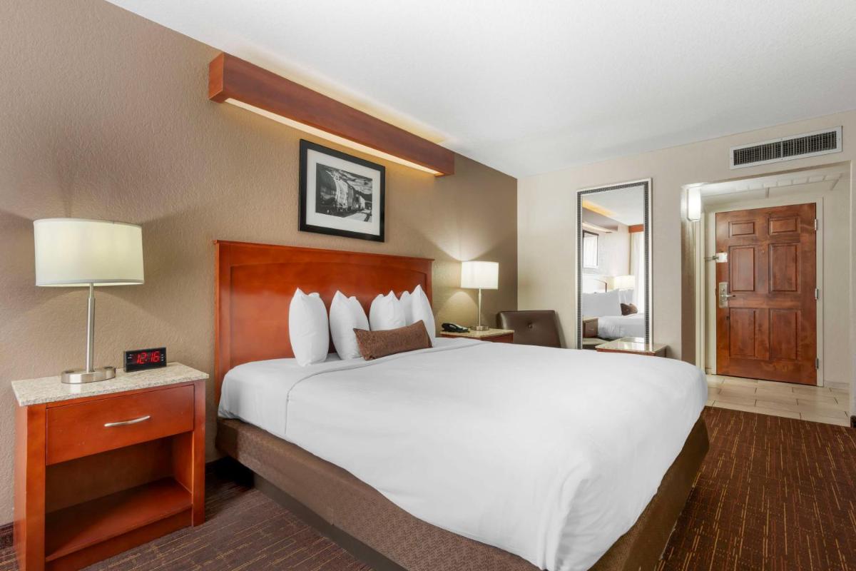 Best Western Plus Boomtown Casino Hotel - image 4