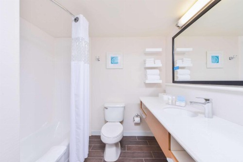 Hampton Inn & Suites Vero Beach Outlets - image 34