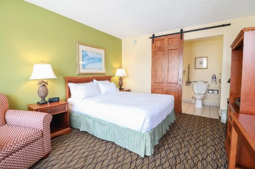 Holiday Inn Vero Beach-Oceanside an IHG Hotel - image 18
