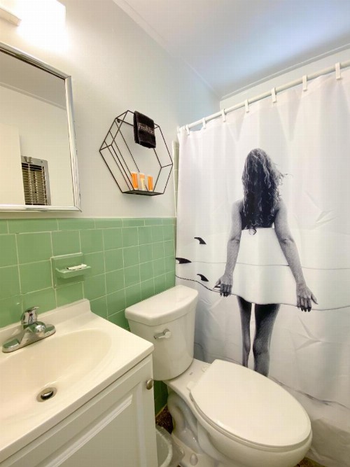 Sea Spray Inn - image 34