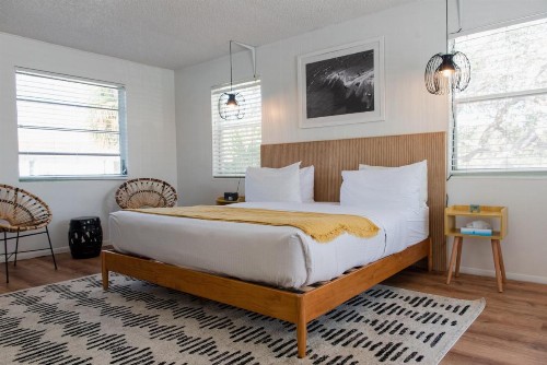 Sea Spray Inn - image 40