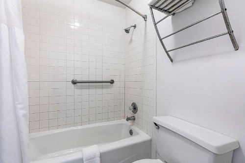 Econo Lodge Vero Beach - Downtown - image 2