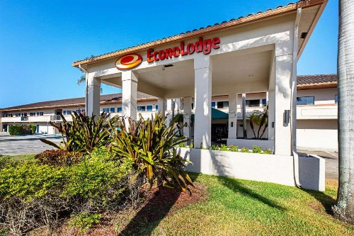 Econo Lodge Vero Beach - Downtown - image 7