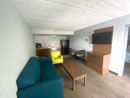 Motel 6-Vero Beach FL - image 25