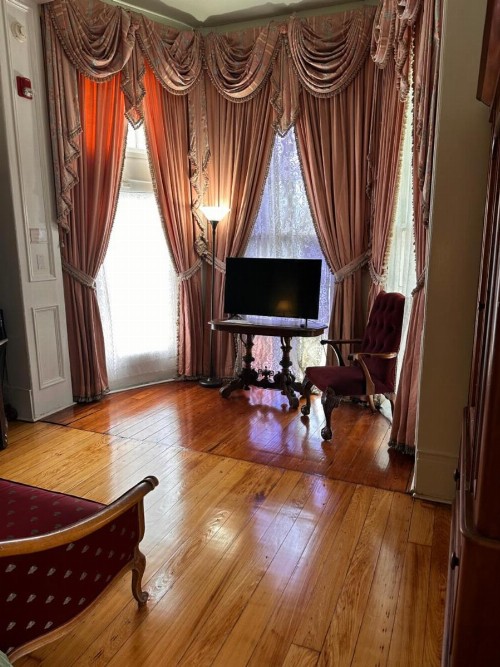 Cedar Grove Mansion Inn & Restaurant - image 24