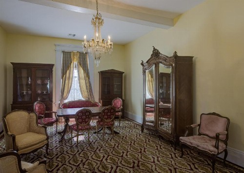 Cedar Grove Mansion Inn & Restaurant - image 25
