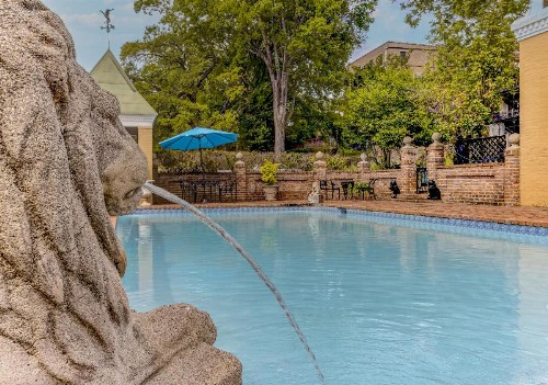 Cedar Grove Mansion Inn & Restaurant - image 29