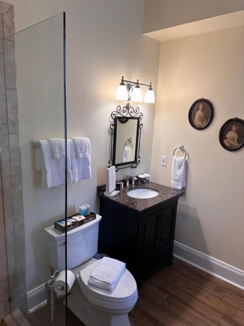 Cedar Grove Mansion Inn & Restaurant - image 30