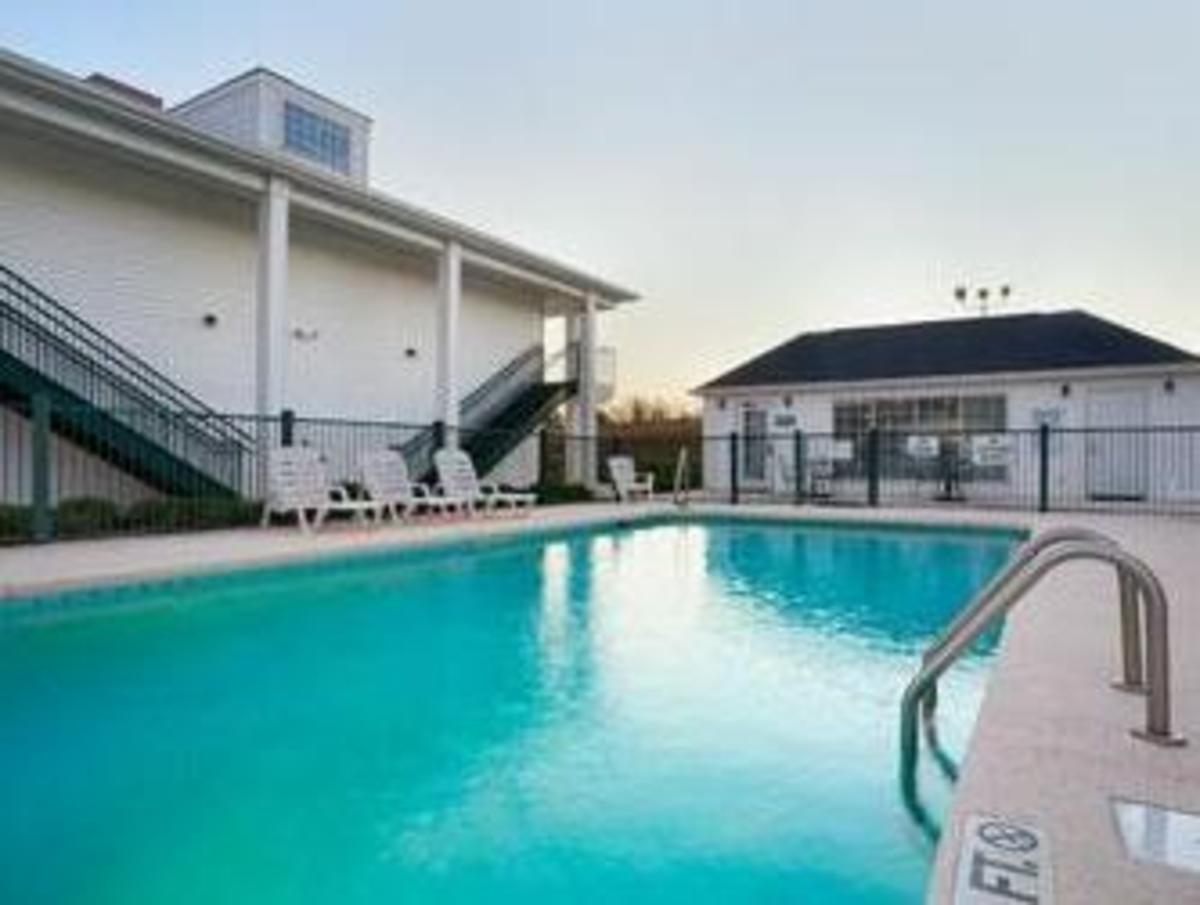 Quality Inn Vicksburg - image 4