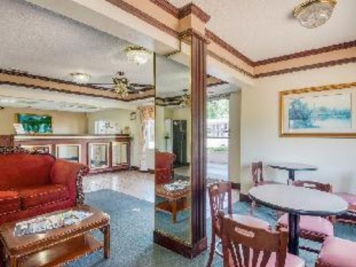 OYO Hotel Vicksburg Southeast - image 13