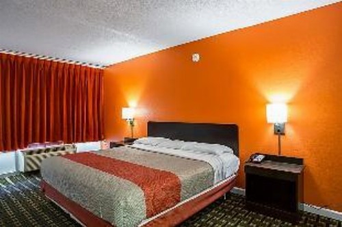 OYO Hotel Vicksburg Southeast - image 3