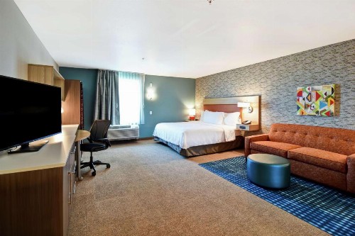 Home2 Suites by Hilton Victorville - image 10