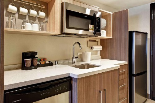 Home2 Suites by Hilton Victorville - image 12