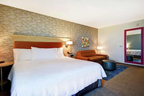 Home2 Suites by Hilton Victorville - image 18