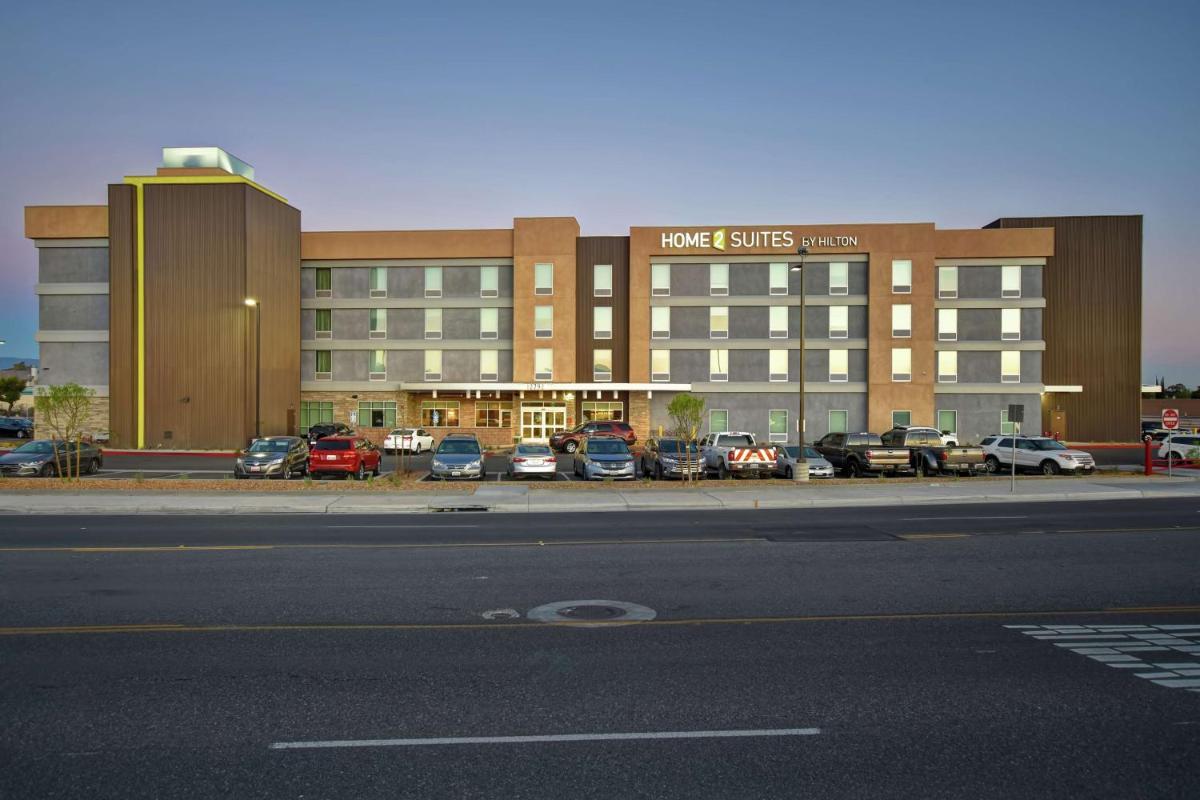 Home2 Suites by Hilton Victorville - image 3