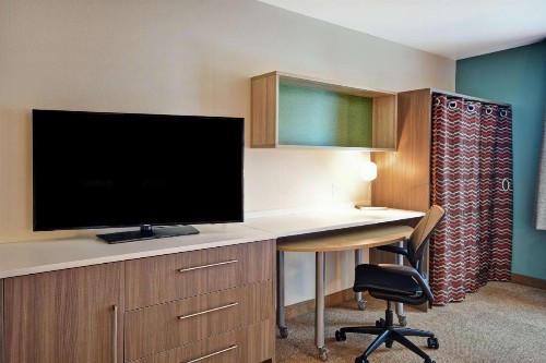 Home2 Suites by Hilton Victorville - image 45