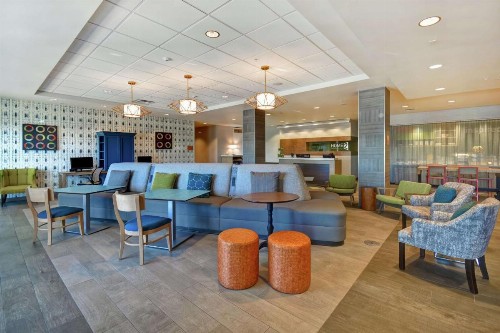 Home2 Suites by Hilton Victorville - image 5