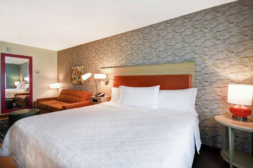 Home2 Suites by Hilton Victorville - image 7
