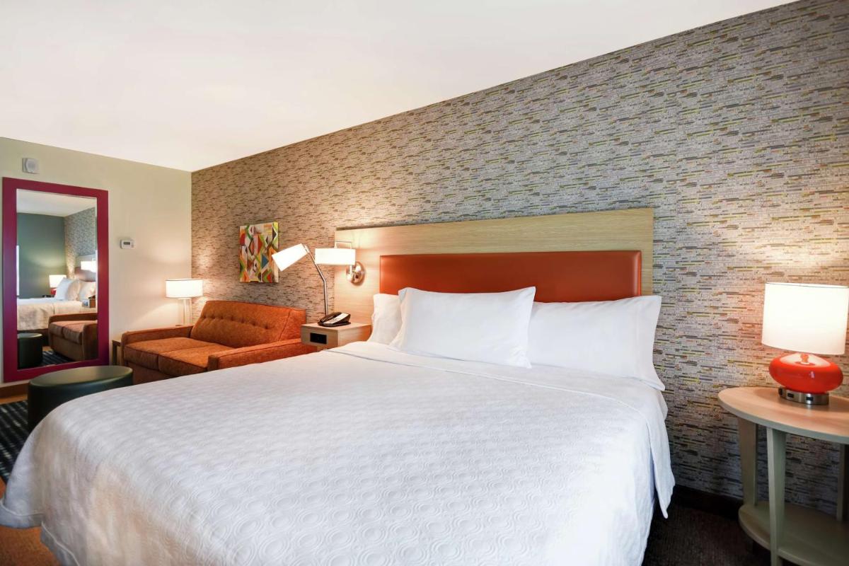 Home2 Suites by Hilton Victorville - image 7