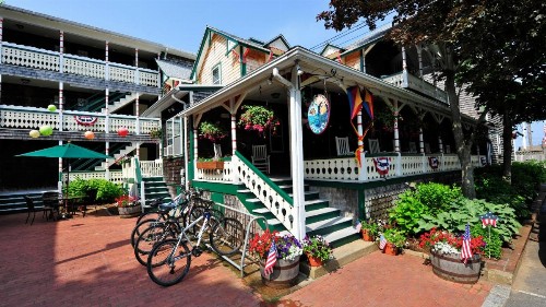 Pequot Hotel - image 9