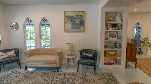 Narragansett House - image 12