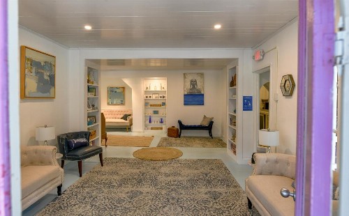 Narragansett House - image 26