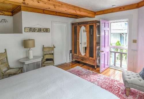 Narragansett House - image 35