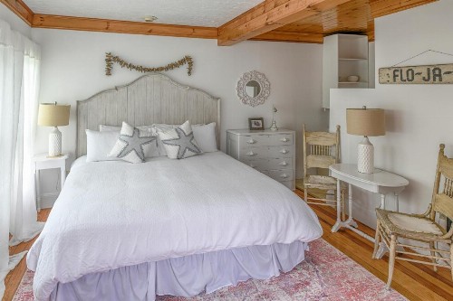 Narragansett House - image 36
