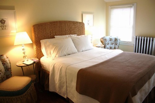 The Oak Bluffs Inn - image 20