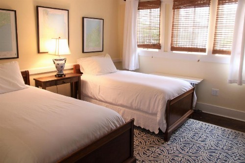The Oak Bluffs Inn - image 27