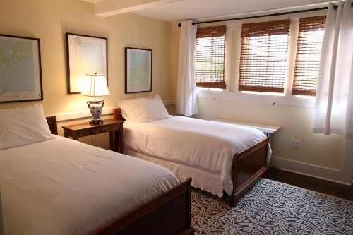 The Oak Bluffs Inn - image 5