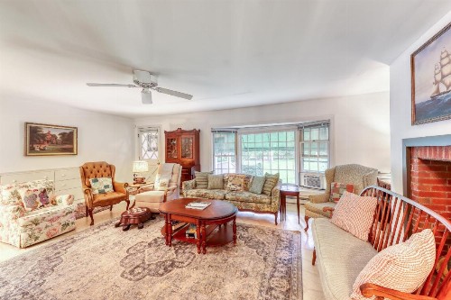 The CAVU Mansion on Bellevue - image 7
