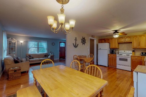 Winthrop Cottage - image 11