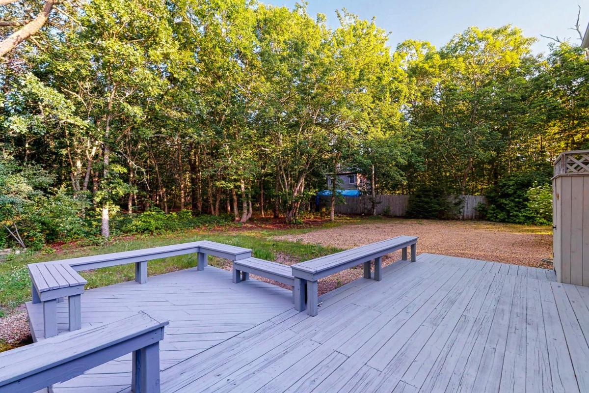 3 Bed 2 Bath Vacation home in West Tisbury - image 7