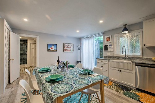 Marthas Vineyard Apt about 1 Mile to Inkwell Beach! - image 7