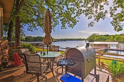 Lakefront Ketchum Cove Cabin with 1 Acre and Dock