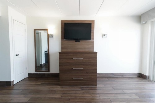 Marjac Suites Virginia Beach Oceanfront - image 14