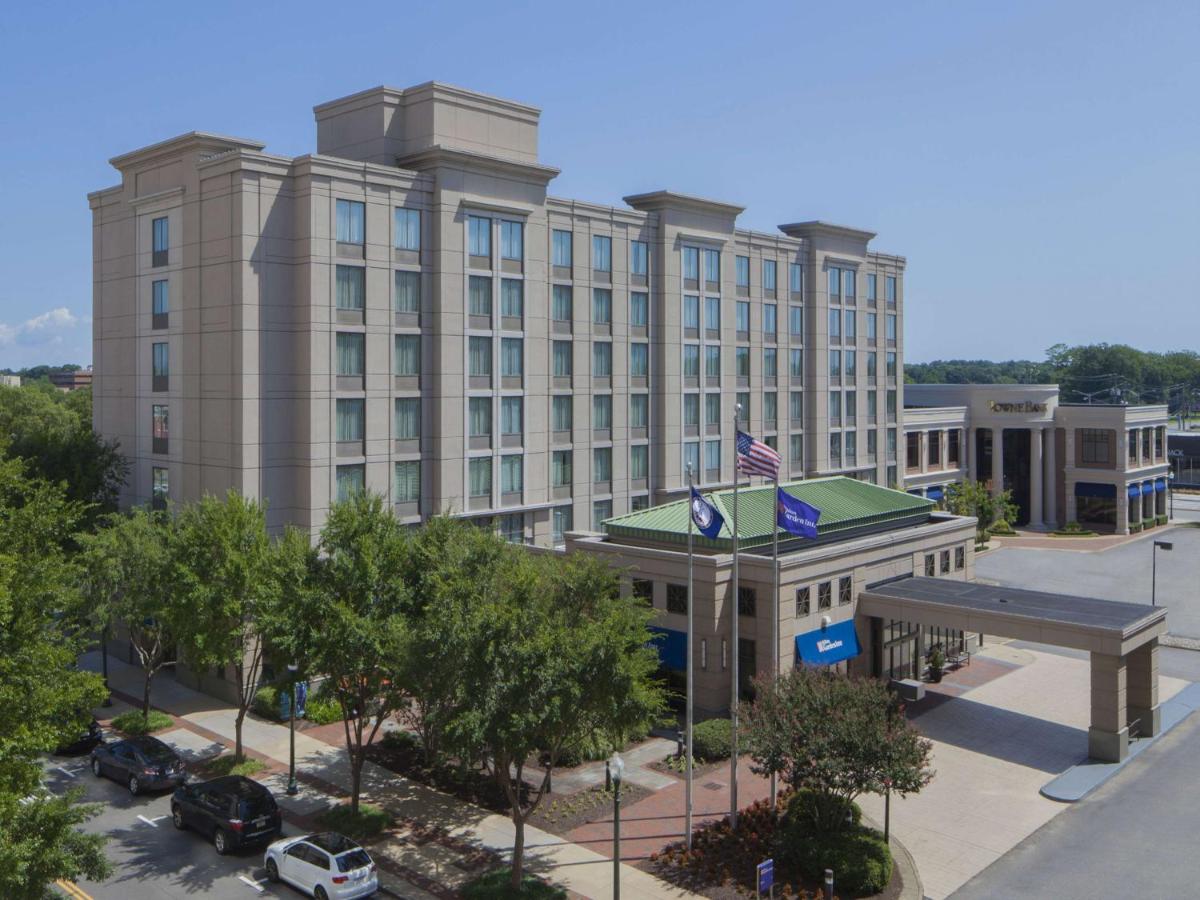 Hilton Garden Inn Virginia Beach Town Center - main image
