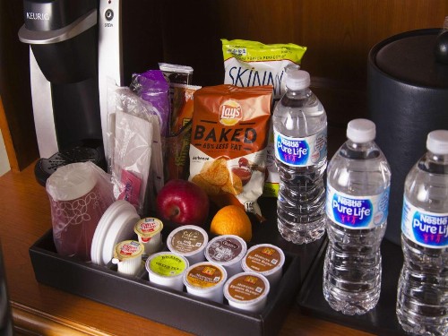 Hilton Garden Inn Virginia Beach Town Center - image 17