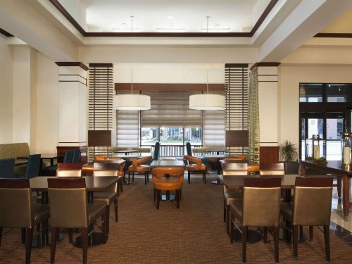 Hilton Garden Inn Virginia Beach Town Center - image 34