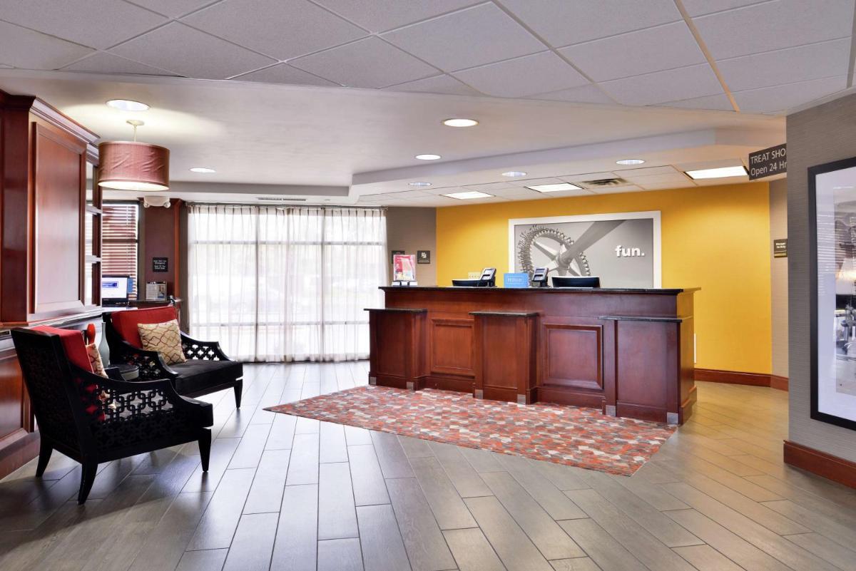 Hampton Inn Norfolk/Virginia Beach - image 5
