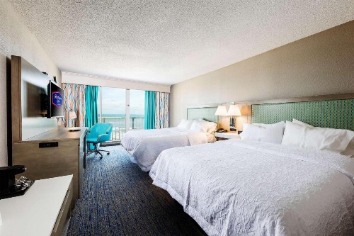 Hampton Inn Virginia Beach Oceanfront North - image 14