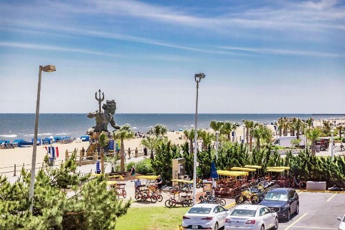 Hampton Inn Virginia Beach Oceanfront North - image 20