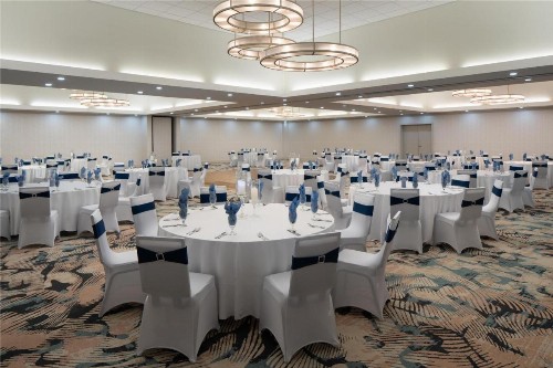 DoubleTree by Hilton Virginia Beach - image 38