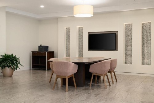 DoubleTree by Hilton Virginia Beach - image 43