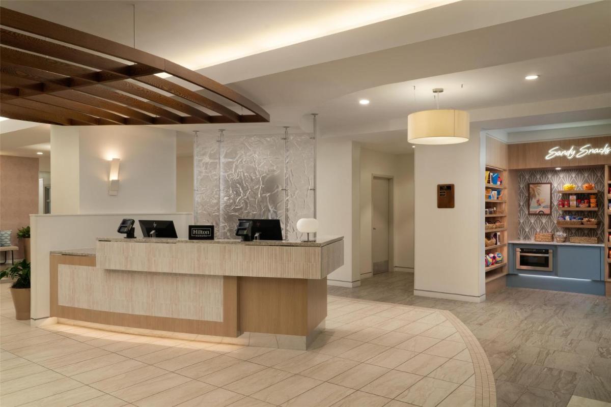 DoubleTree by Hilton Virginia Beach - image 6