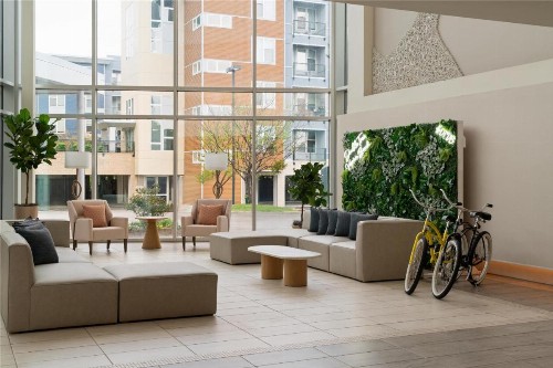 DoubleTree by Hilton Virginia Beach - image 8